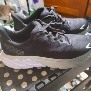 Hoka wmns 9.5